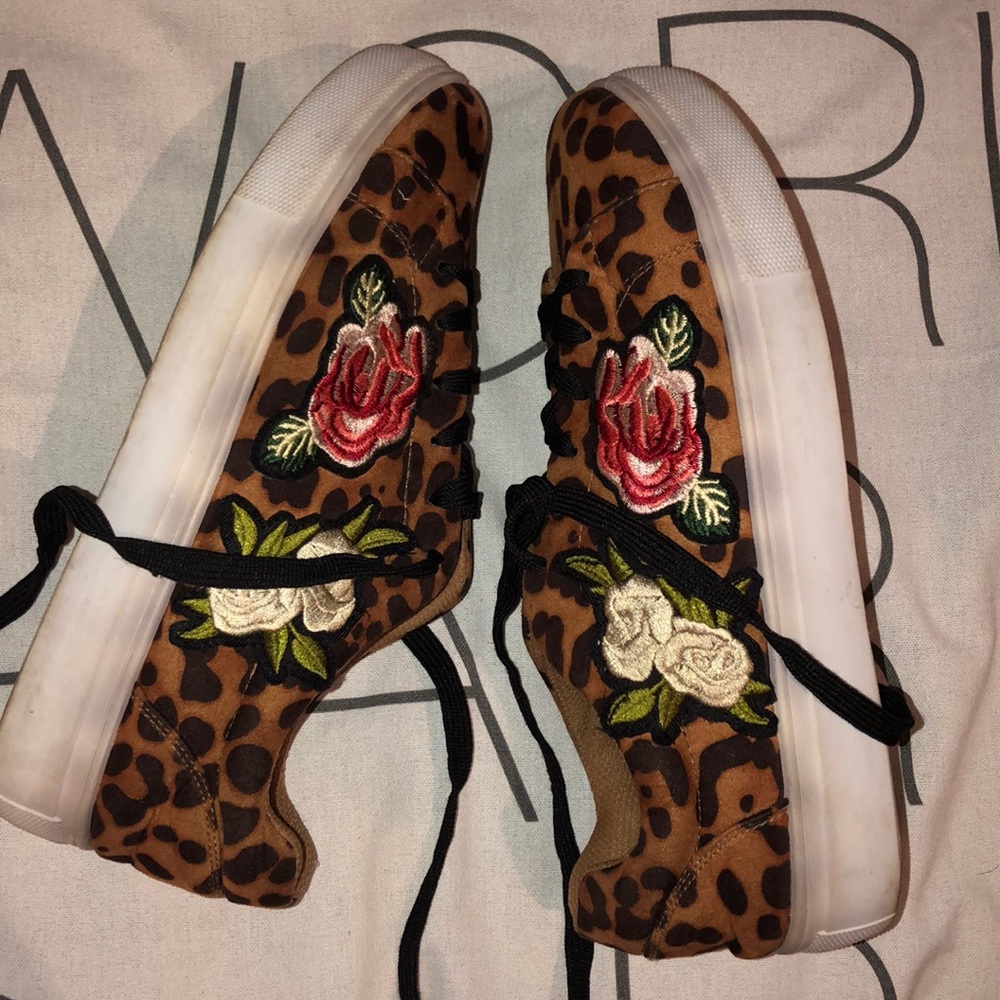 Women Casual Wear Shoes *Read description*